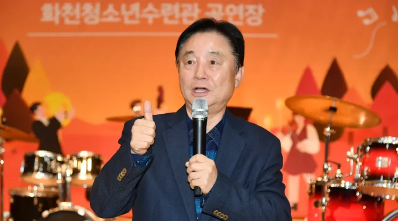 대학생 주거공간 지원금 관련 최문순 군수 이미지